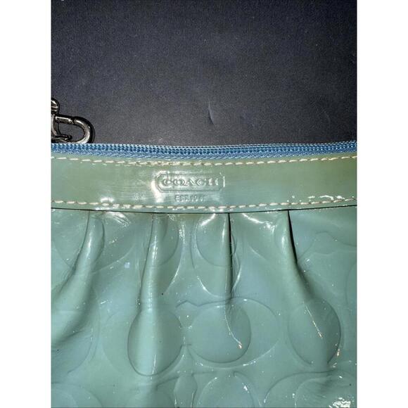 Coach Mini Preppy Y2K Boho 2000s Nostalgic Iconic Bag Designer Wristlet - Picture 6 of 13